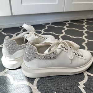 STEVE MADDEN GAINES RHINESTONE SNEAKERS